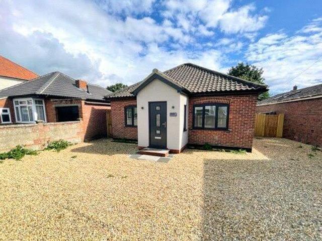 House for sale in East Bank, Norfolk