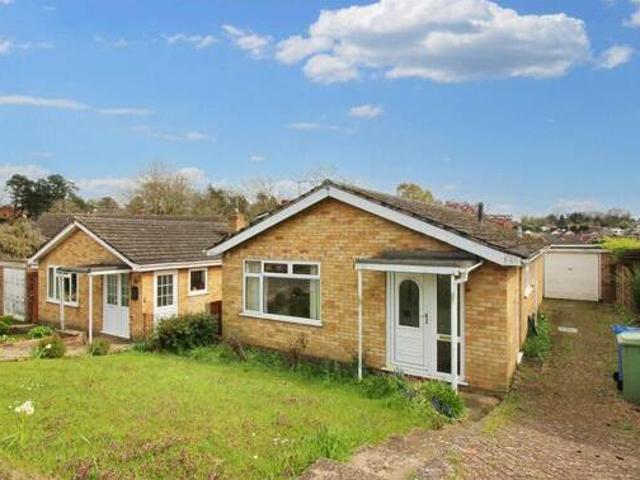 House for sale in Westfield View, East Bank