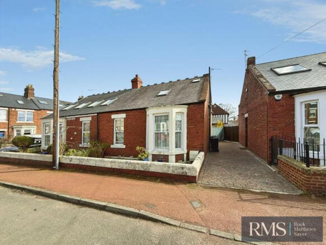 Bungalow for sale in Coxlodge, Tyne And Wear