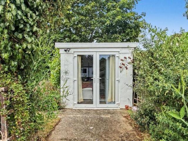 Bungalow for sale in Key Street, Suffolk