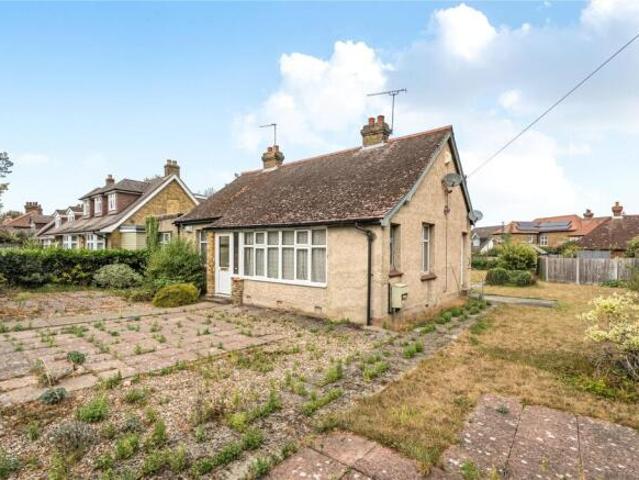 Bungalow for sale in Oad Street, Kent