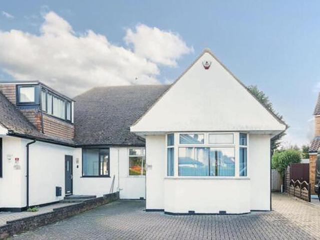 House for sale in Pinner, Greater London