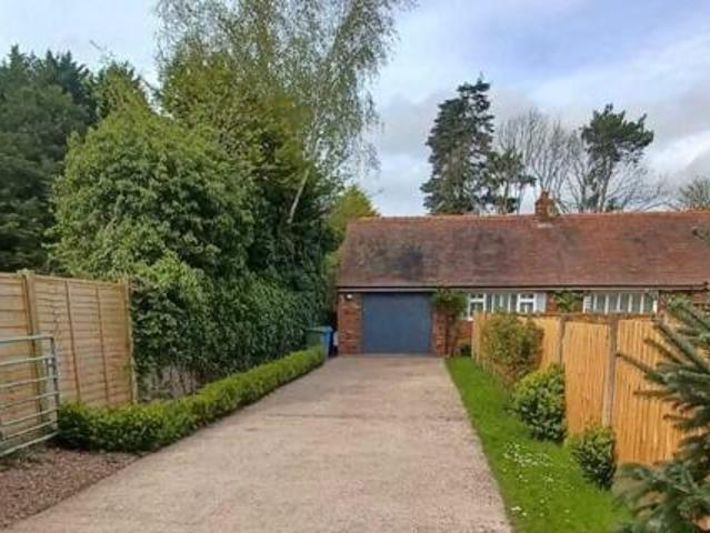 House for sale in Aldersley, West Midlands