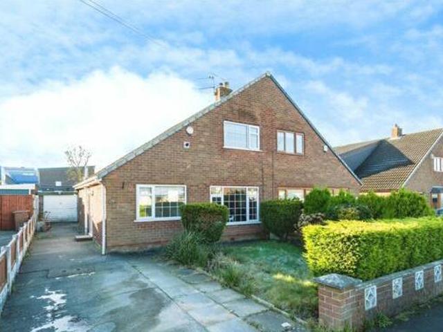 House for sale in Higher Bartle, Lancashire