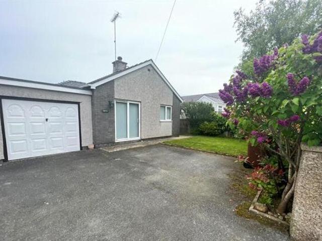 House for sale in Pwllheli, Wales
