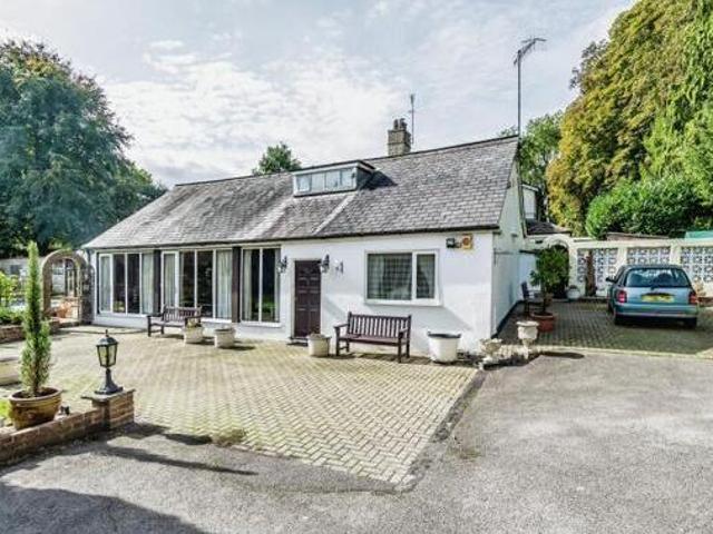 House for sale in Red Hill, Surrey