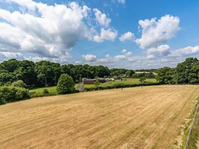 House for sale in Hampshire
