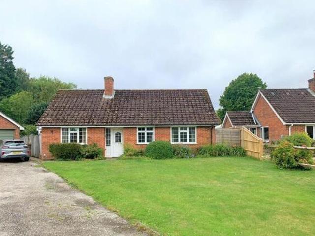 House for sale in Barton Stacey, Hampshire