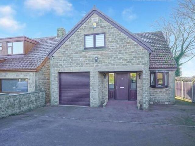 House for sale in Thurcroft, South Yorkshire