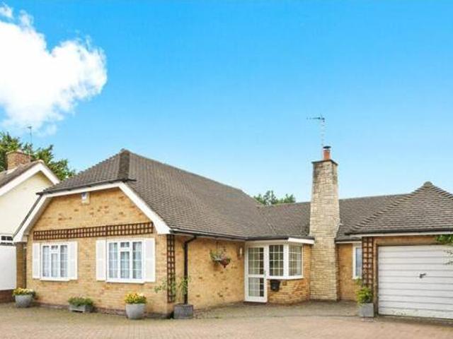 House for sale in Ruislip, Greater London
