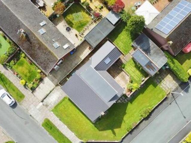 House for sale in Halton