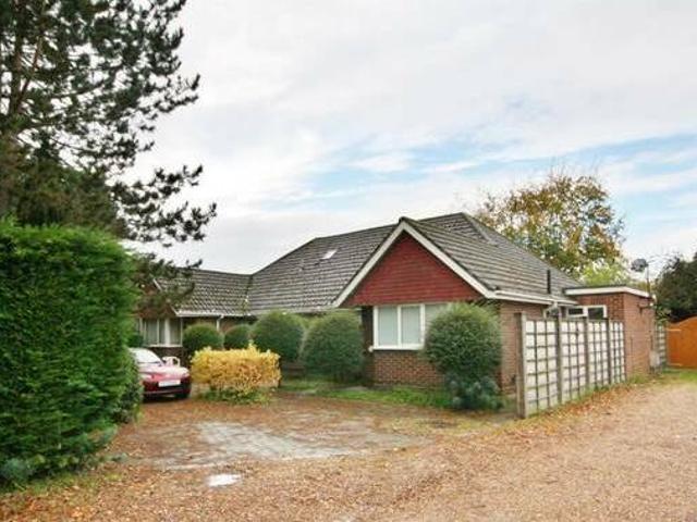 House for rent in Surrey