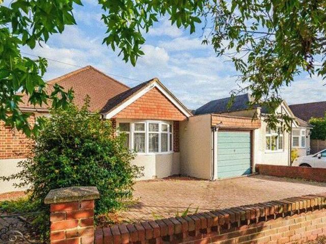 House for sale in Lower Halliford, Surrey