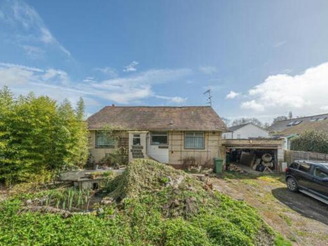House for sale in Lower Halliford, Surrey