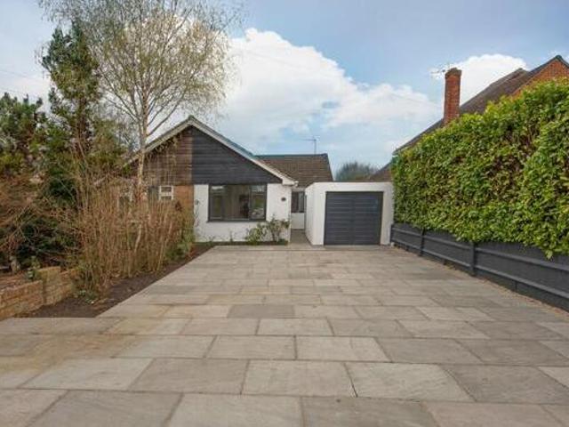 House for sale in Lower Halliford, Surrey