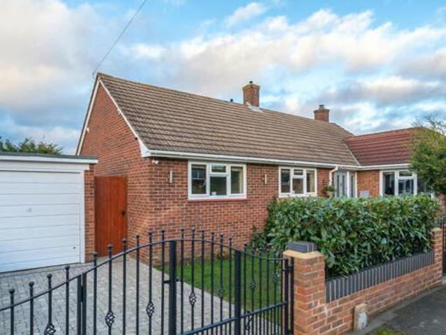 House for sale in Lower Halliford, Surrey