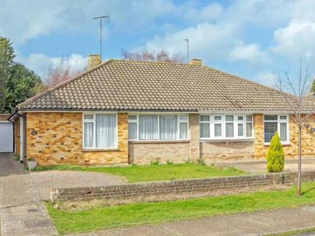 House for sale in Oad Street, Kent