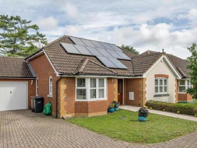 House for sale in Barton Stacey, Hampshire