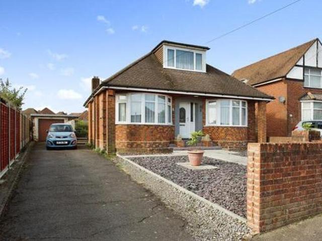 House for sale in Barton Stacey, Hampshire