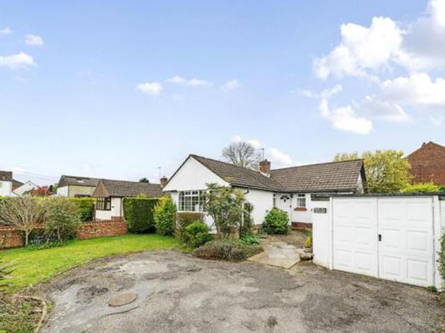 House for sale in Barton Stacey, Hampshire
