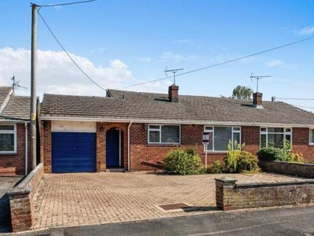 House for sale in Barton Stacey, Hampshire