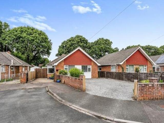 House for sale in Barton Stacey, Hampshire
