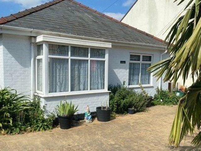 House for sale in Clay Lake, Gosberton Clough