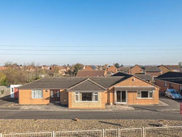 House for sale in Gosberton Clough, Lincolnshire