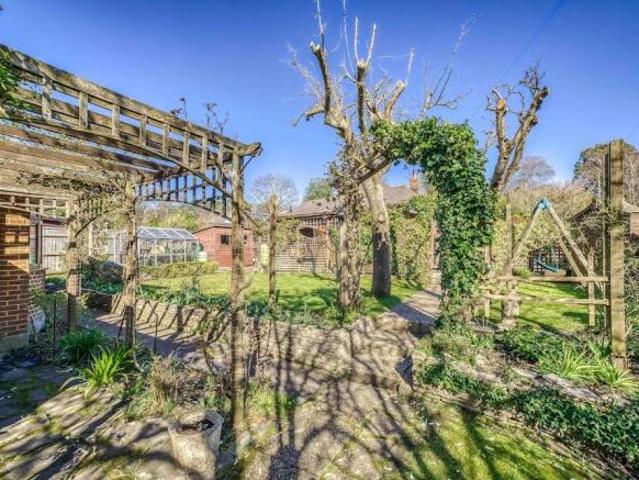 Bungalow for sale