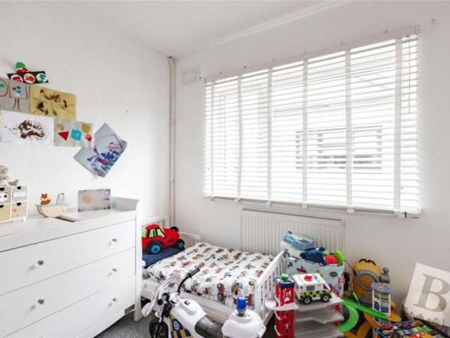 Bungalow for sale in Upminster, Greater London
