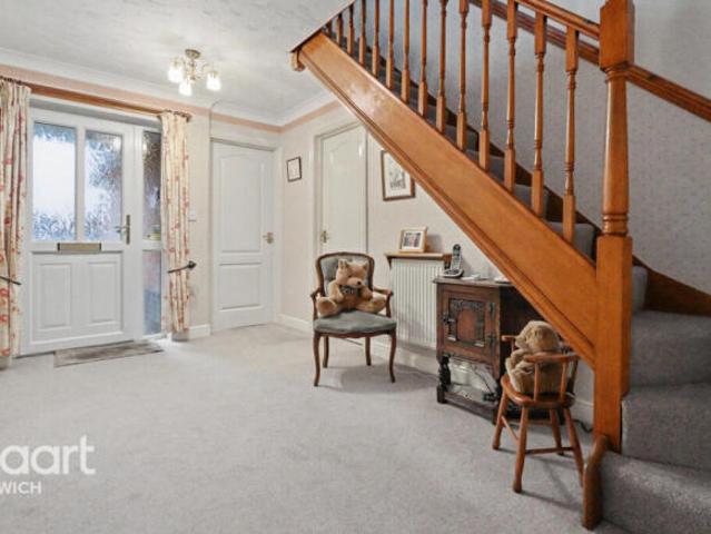 Bungalow for sale in Key Street, Suffolk