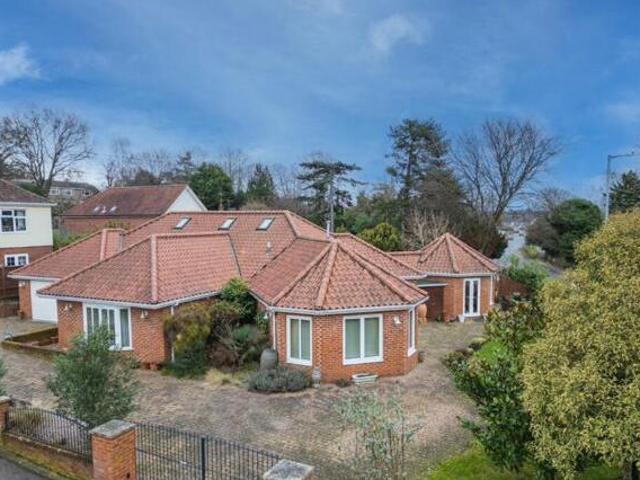House for sale in East Bank, Norfolk