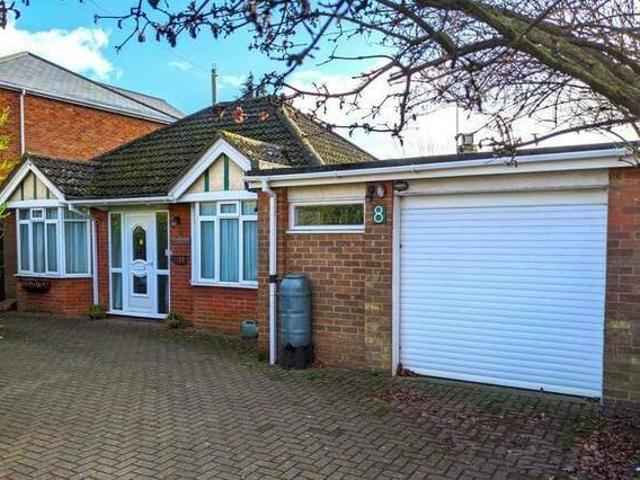 House for rent in Lyons, Greater London
