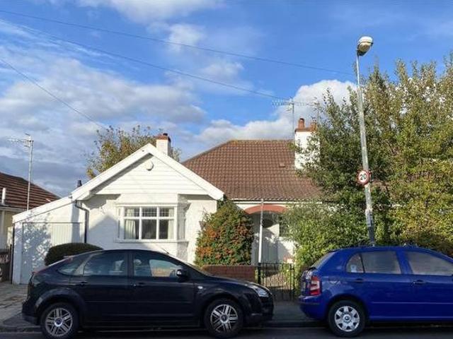 House for sale in Feckenham, City Of Bristol