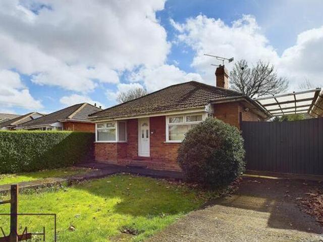 House for sale in Edenthorpe, South Yorkshire