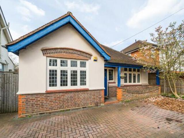 House for sale in Horsell, Woking