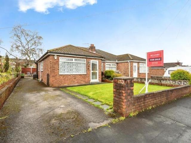 Bungalow for sale in Haydock, New Boston