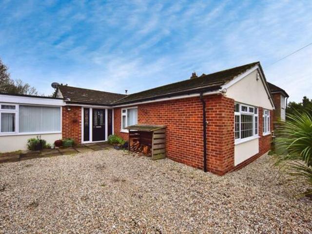 Bungalow for sale in Midway, Kent