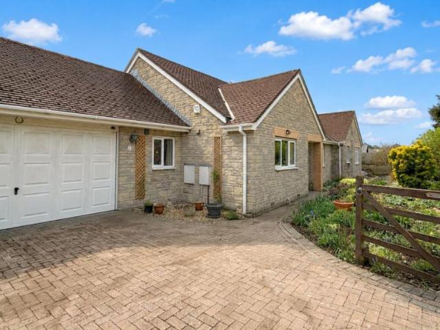 Bungalow for sale in Warminster, Wiltshire