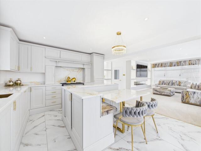 Bungalow for sale in Hut Green, Eggborough