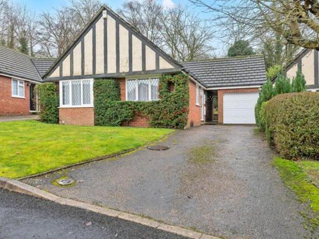 Bungalow for sale in King's Walden, Hertfordshire