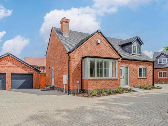 Bungalow for sale in Solihull, Tidbury Green