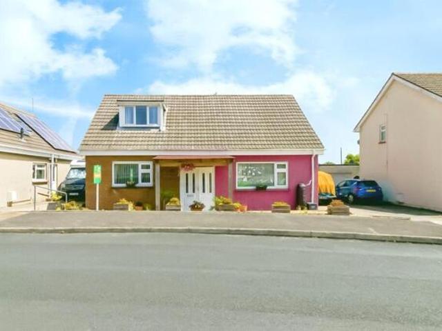 Bungalow for sale in St Athan, Wales