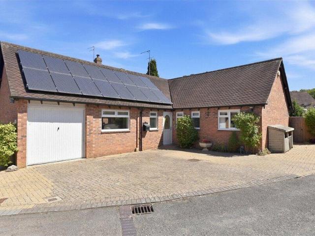 Bungalow for sale in Stratford-upon-Avon, Stratford-on-Avon