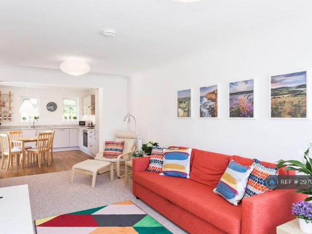 Bungalow for rent in West Moors