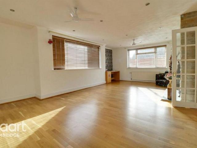 House for rent in Highfields Caldecote, Arrington