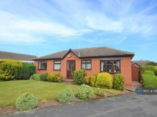 Bungalow for rent in Rossington, South Yorkshire
