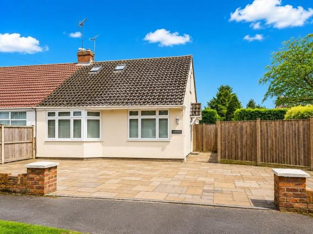 Bungalow for rent in Cheshire