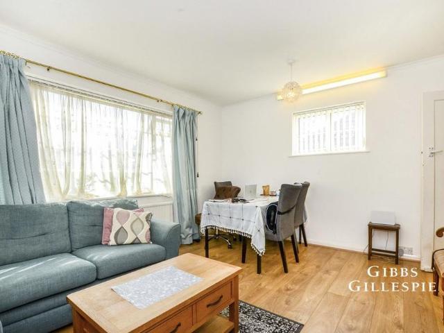 House for rent in Northwood, Greater London