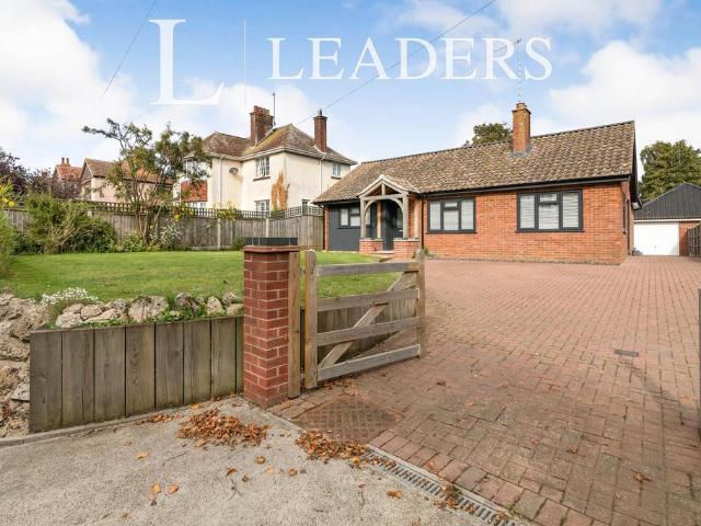 Bungalow for rent in Eastbridge, Suffolk
